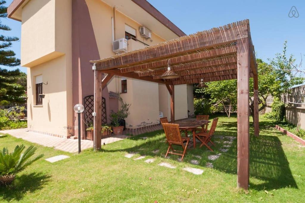 Capitana Big Garden Villa- Privat Parking -450M From The Beach Quartu Sant'Elena Exterior photo